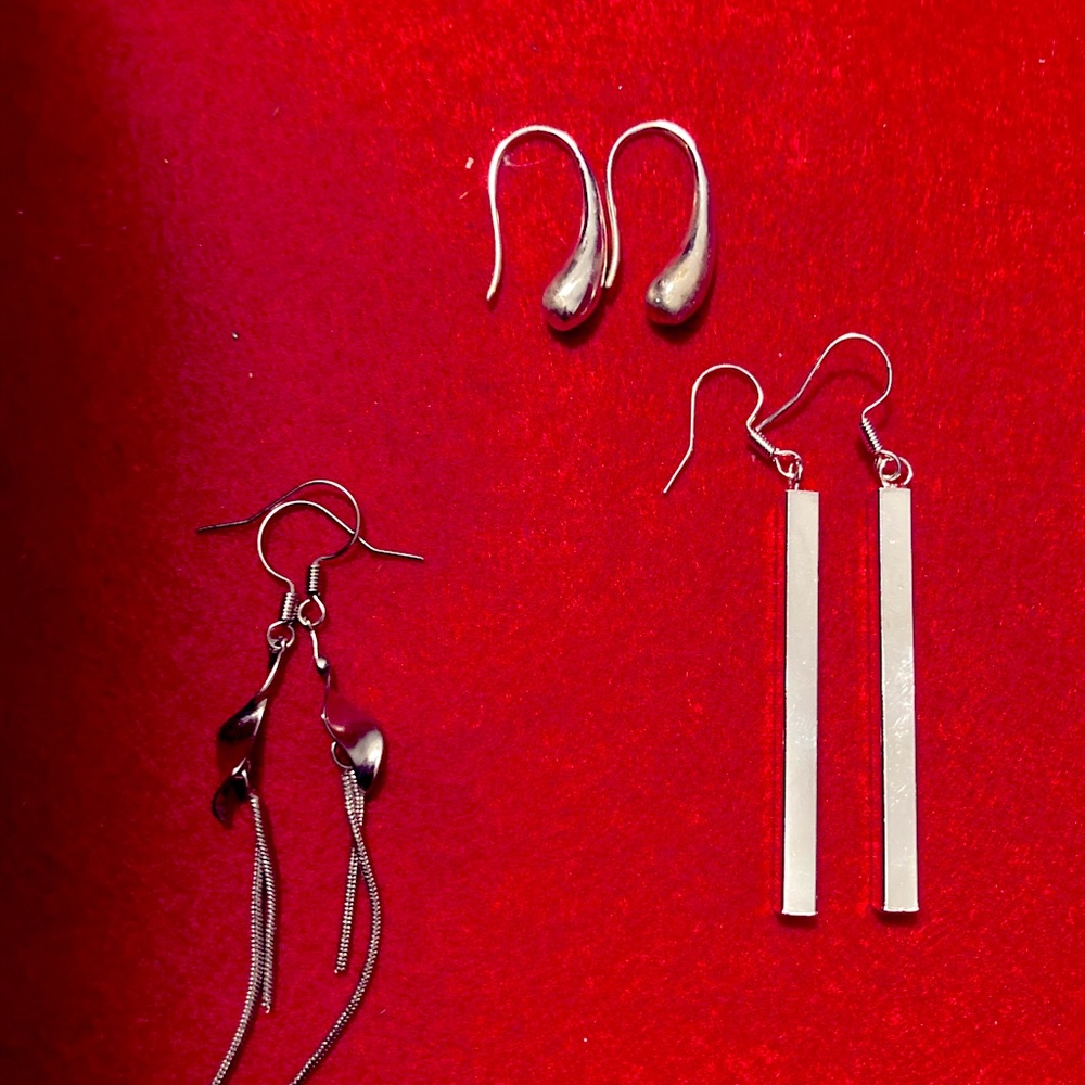 Earrings- 3 pairs included